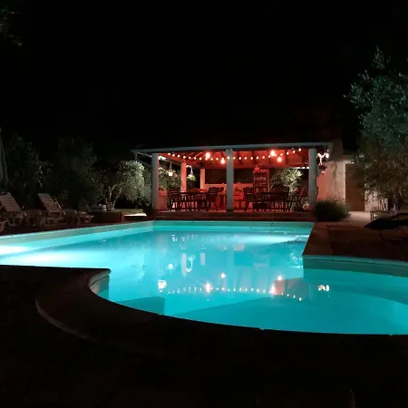 Apartament Marazul *